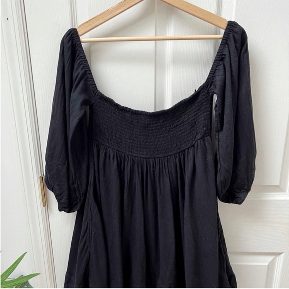 UO Urban Outfitters Caterina Linen Off-The-Shoulder Mini Dress - Picture 4 of 6